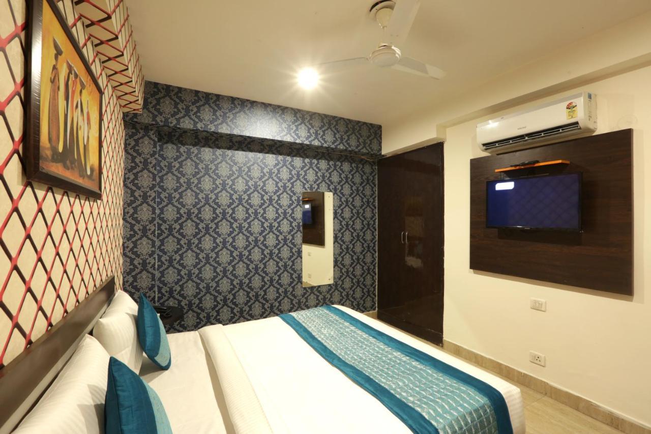 Hotel Airport Star Nuova Delhi Esterno foto